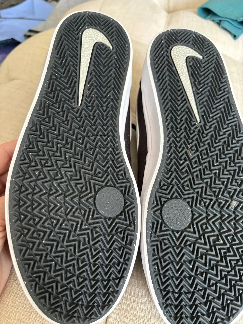 Nike SB Check Black Sneakers with White Swoosh - Picture 7 of 7